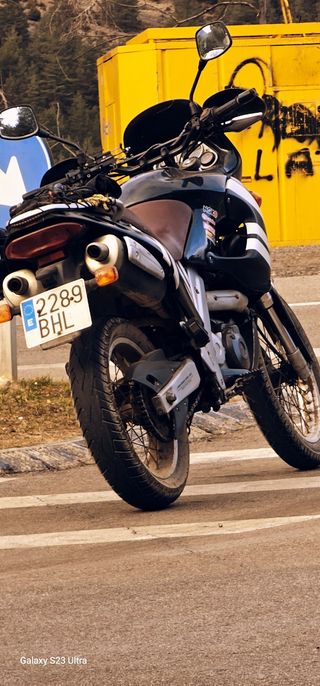 Aprilia Pegaso 650cc: Moto Trail