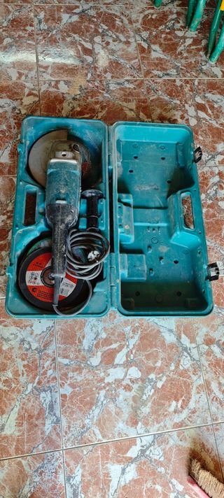 Amoladora Makita - Herramienta