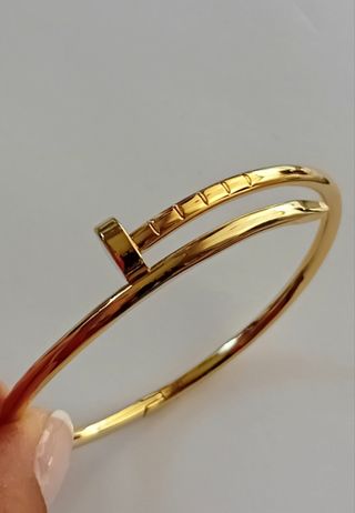 Brazalete Estilo Cartier - Dorado.No es negociable