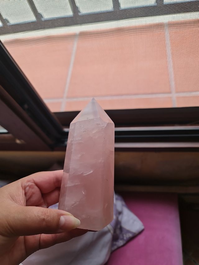 Torre de Cuarzo Rosa