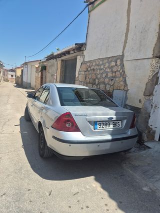 Ford Mondeo 2001