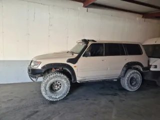 Nissan Patrol 2000