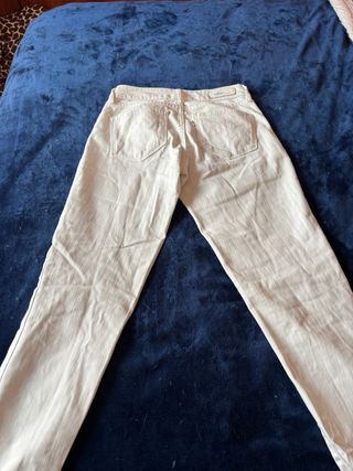 Jeans Levi's blancos