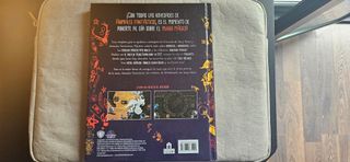 Harry Potter y Animales Fantásticos. La guía al...