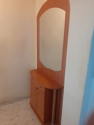 Mueble espejo madera marrón