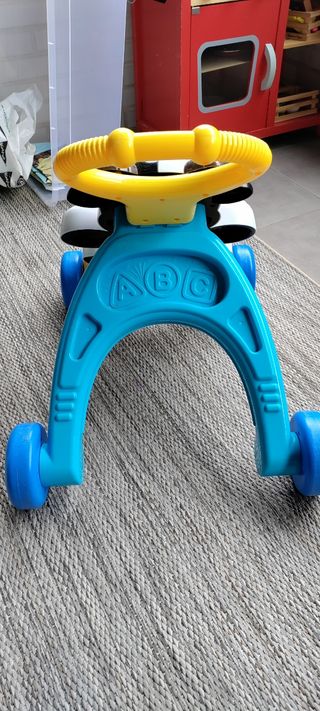 Correpasillos con música