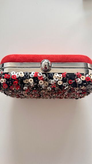 Bolso fiesta pedreria coral para invitada