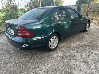 Mercedes-Benz Clase C 2003