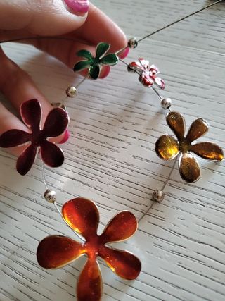 Ikita Paris collier