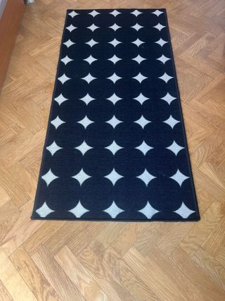 Alfombra moderna blanco y negro