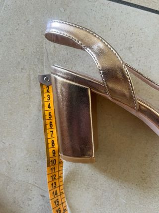 Sandali champagne - tacco medio