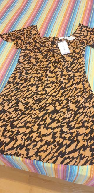 Vestido corto estampado leopardo