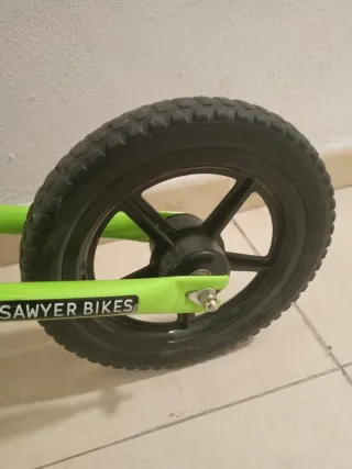 Bicicleta sin pedales Sawyer