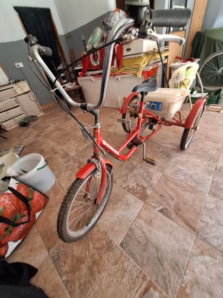 Triciclo adulto Gomier