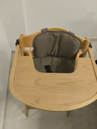 Trona evolutiva Babify madera con cojín bandeja