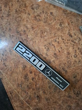 SEAT 132 2.2D anagrama