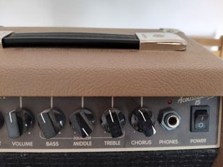 Amplificador Fender Acoustasonic 15