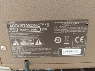 Amplificador Fender Acoustasonic 15