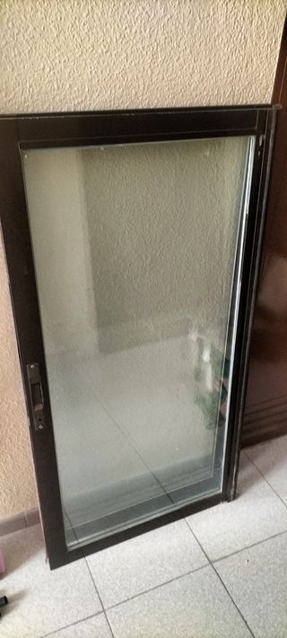 Ventana aluminio 2 hojas con marco