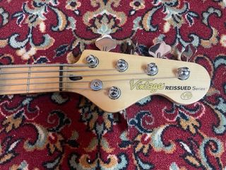 Bajo Vintage 5 cuerdas