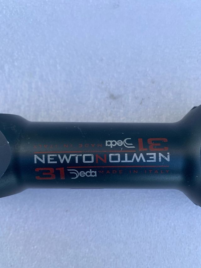 Attacco Manubrio Deda Newton 31.7