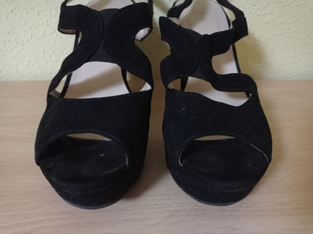 Tacones negros 37