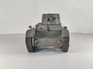 Maqueta de tanque Vickers Mark E de UM escala 1/72