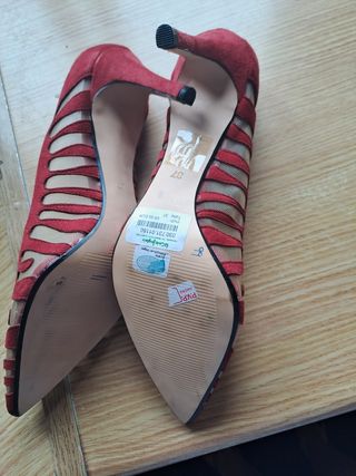 Salón Gloria Ortiz rojo, tacón 8cm, talla 37