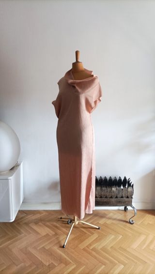 Vestido Zara con etiqueta
