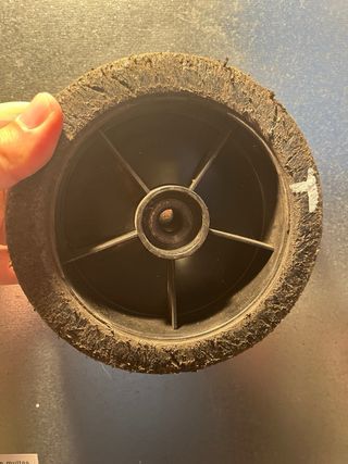 4 Ruedas cortacesped