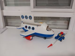 Avión Caillou Juguete