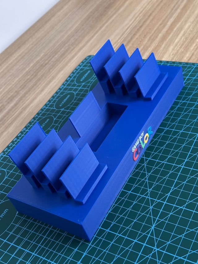 Soporte Game Boy Color + 8 cartuchos