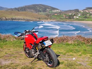 Ducati monster 696