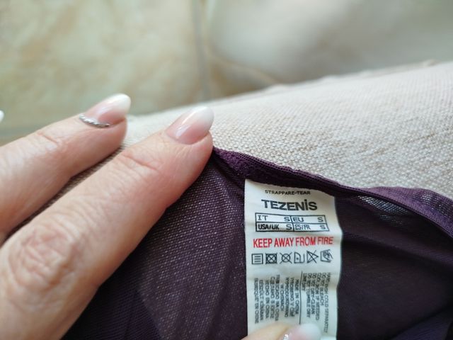 Lingerie viola in pizzo