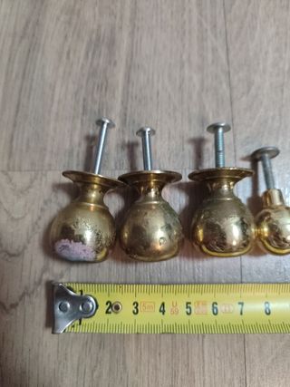 14 Tiradores antiguos dorados metal