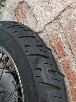 Llanta con neumático NUEVO Yamaha Virago 250