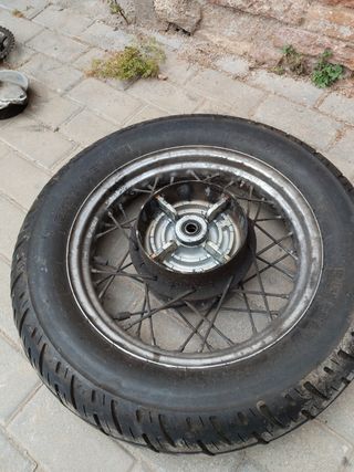 Llanta con neumático NUEVO Yamaha Virago 250