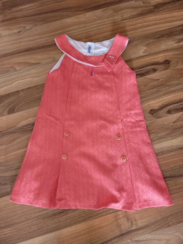 Vestido niña coral verano. Marca Miranda