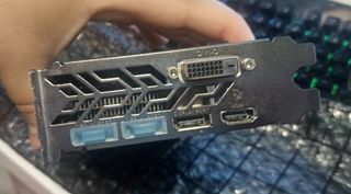 Tarjeta gráfica ASRock RX570 8GB