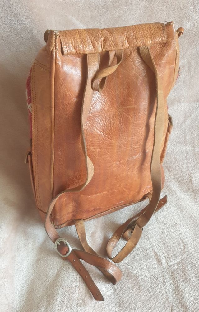 Mochila marrón cuero