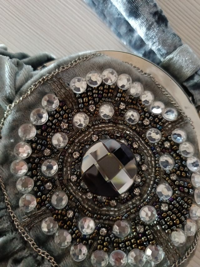 Bolsito terciopelo gris Day a day