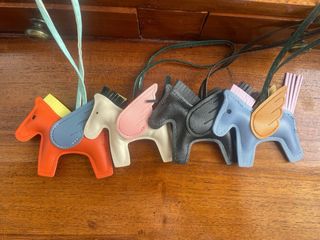 Llaveros Caballo Hermes (5)