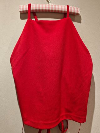 Top rojo Stradivarius de tirantes NUEVO