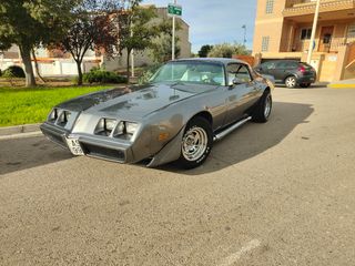 Pontiac  firebird  1977
