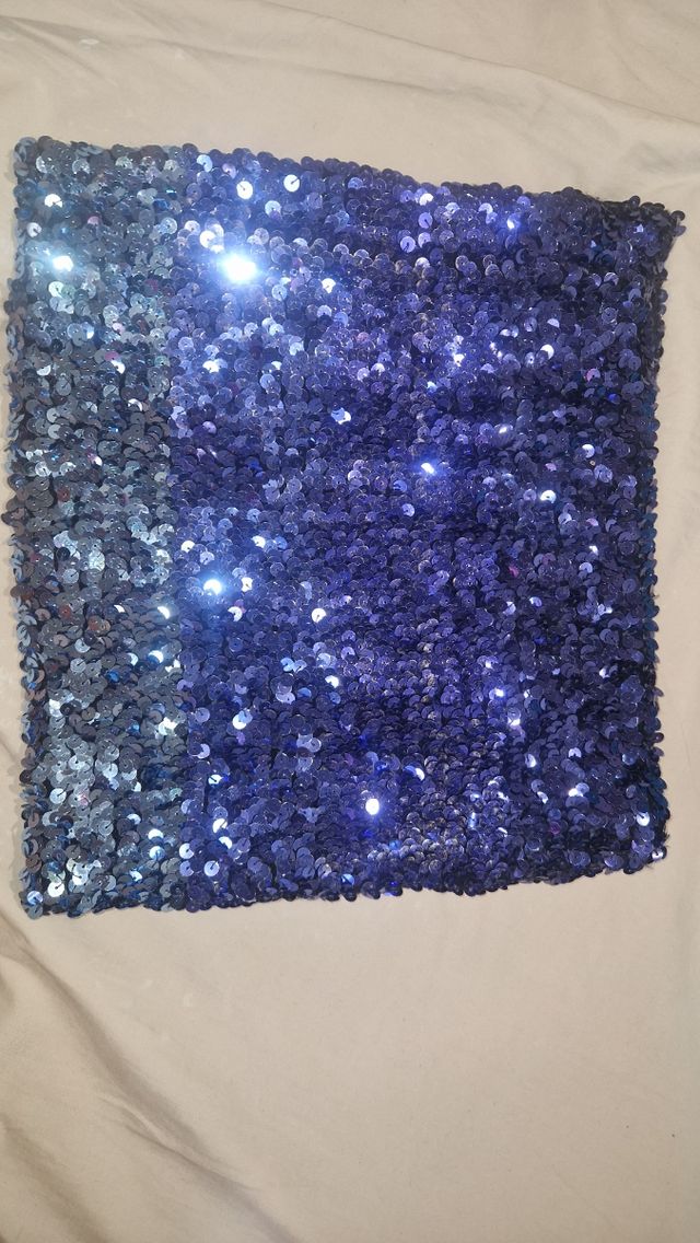 Fascia top con paillettes blu