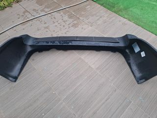 Parachoques trasero Chrysler Gran Voyager 2006