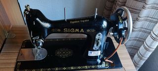 Máquina coser Sigma con mueble