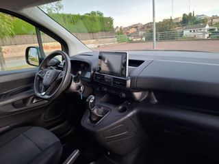 Opel Combo 2019 1.5 HDI PUERTA LATERAL