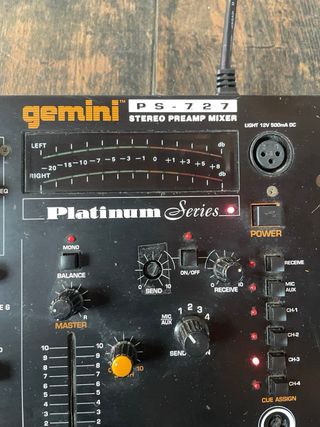 Mesa mezclas Gemini Platinum PS-747