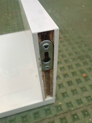 Estanteria blanca de madera